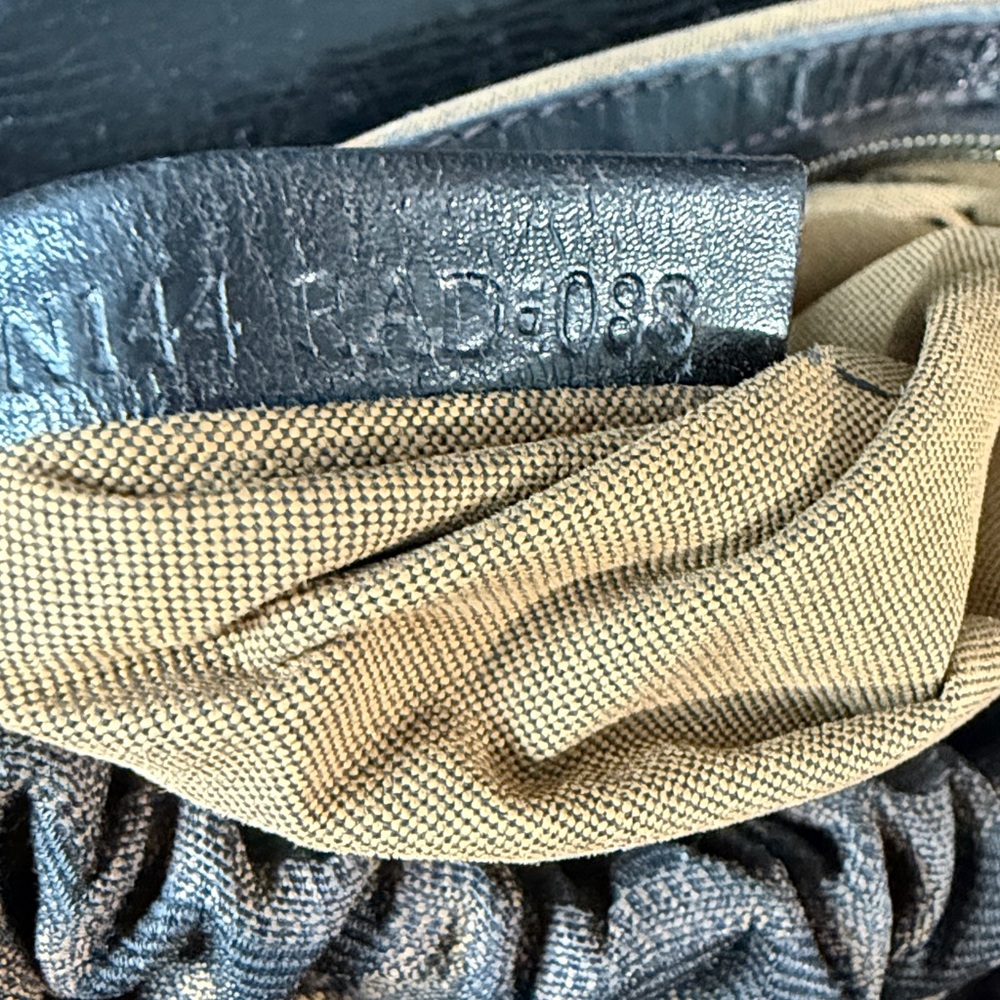 Pre-Owned Vintage FENDI Black and Brown Zucca Canvas Magic Top Handle Logo Bag - Picture 8 of 11